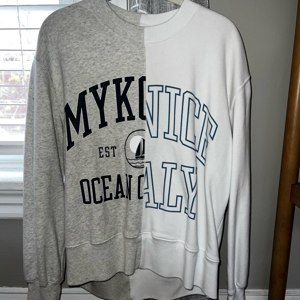 Abercrombie & Fitch Crewneck